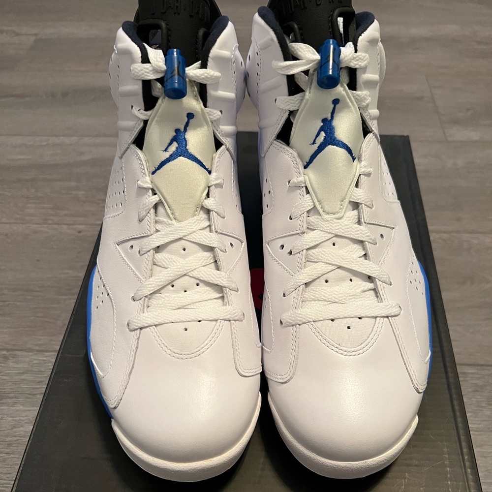 COPY - Air Jordan 6 retro. White, sport blue/black.